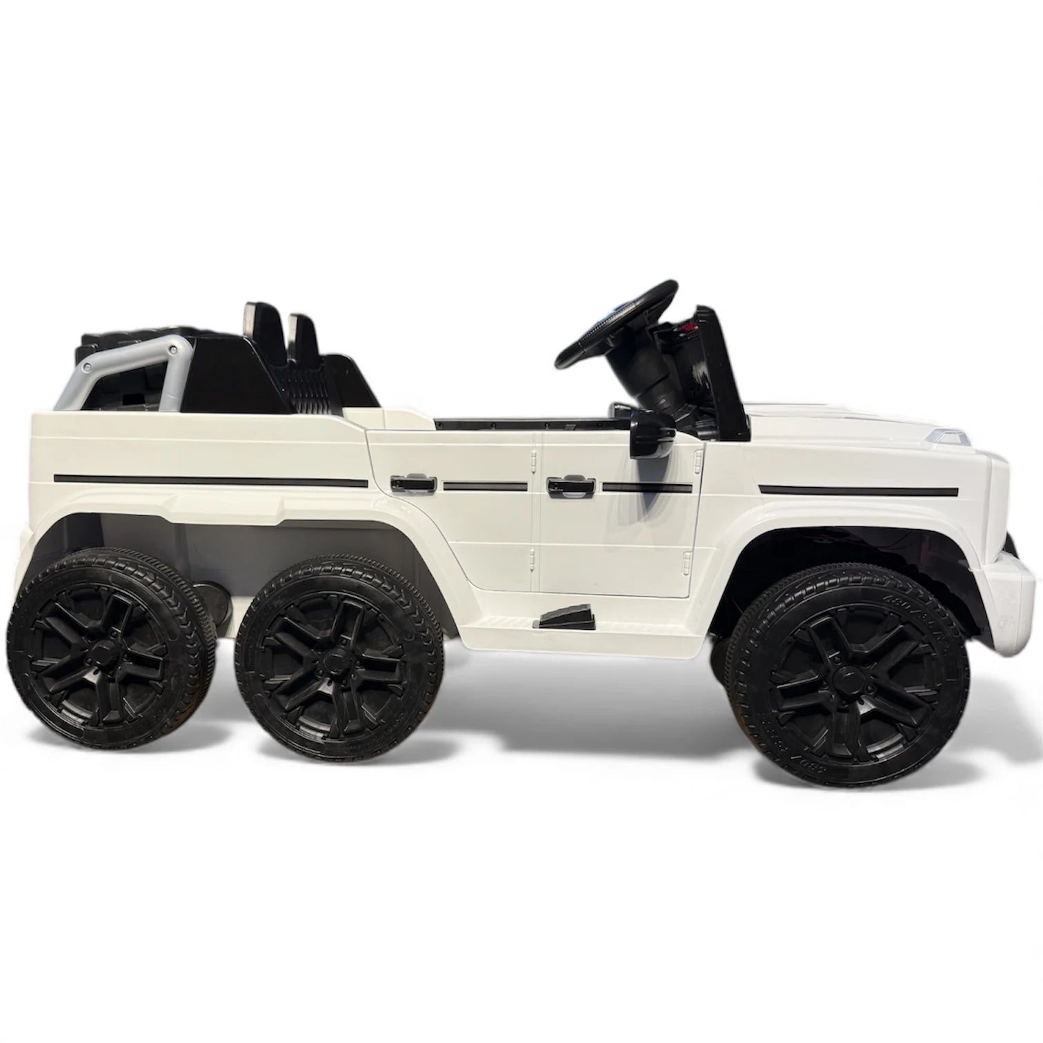 Tahito Toys Mercedes G-Class 6x6 toy vehicle with detailed exterior and rugged design, suitable for outdoor play.
