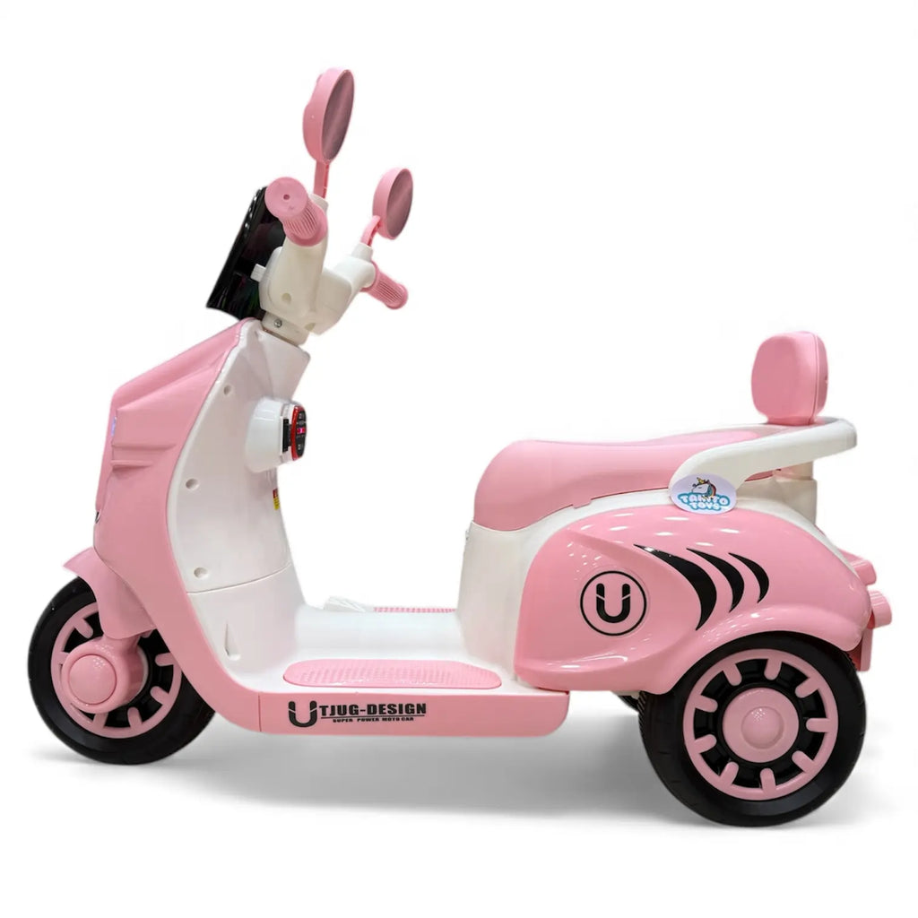 Tahito Toys Vespa Rolls-Royce toy model featuring detailed design and miniature vehicle appearance.