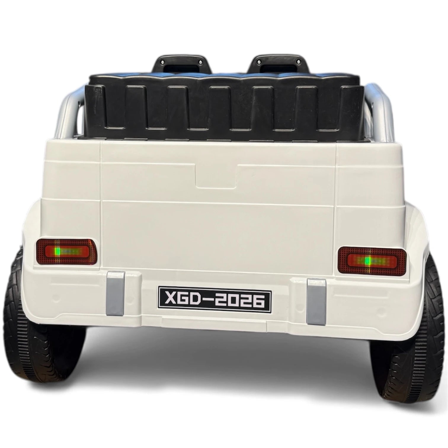 Tahito Toys Mercedes G-Class 6x6 toy vehicle with detailed exterior and rugged design, perfect for imaginative play.