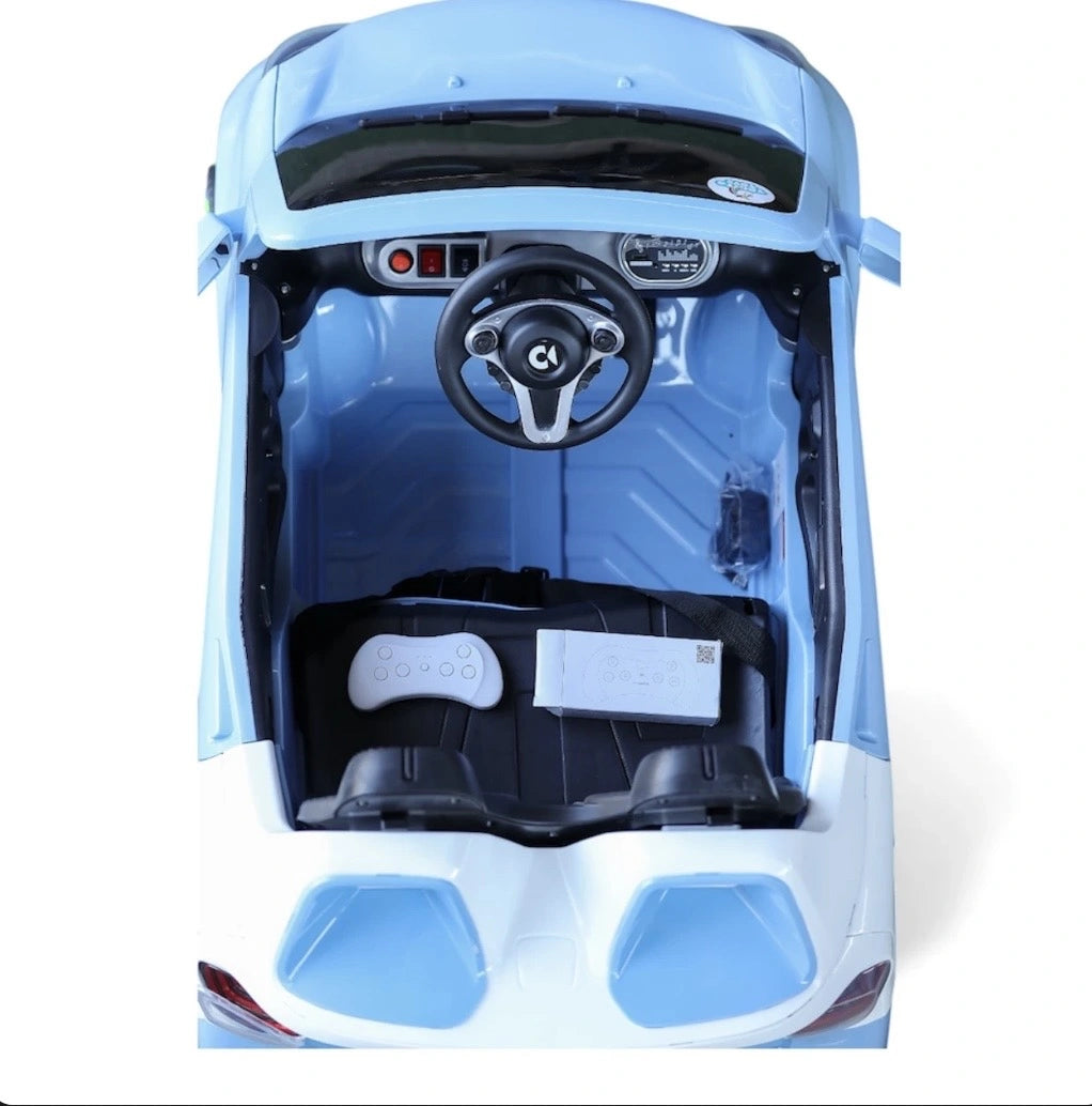 Tahito Toys Mercedes Panda smart car toy, detailed miniature vehicle with realistic features and vibrant colors.