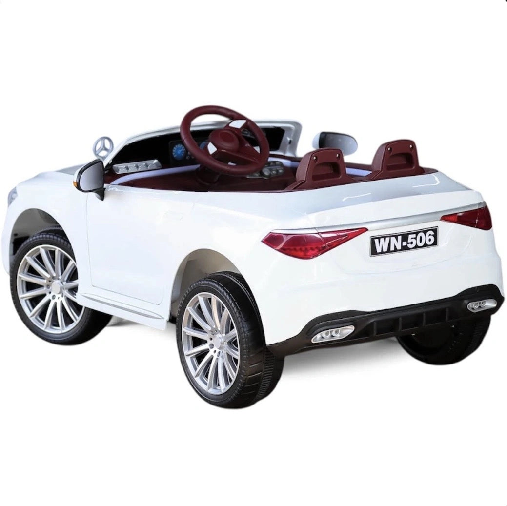 Tahito Toys Mercedes-Benz S-Class 4×4 toy car showing detailed exterior and realistic design features.