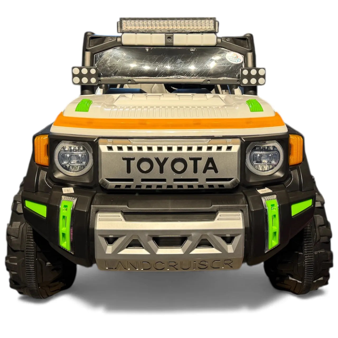 Toyota Land Cruiser Tahito toys